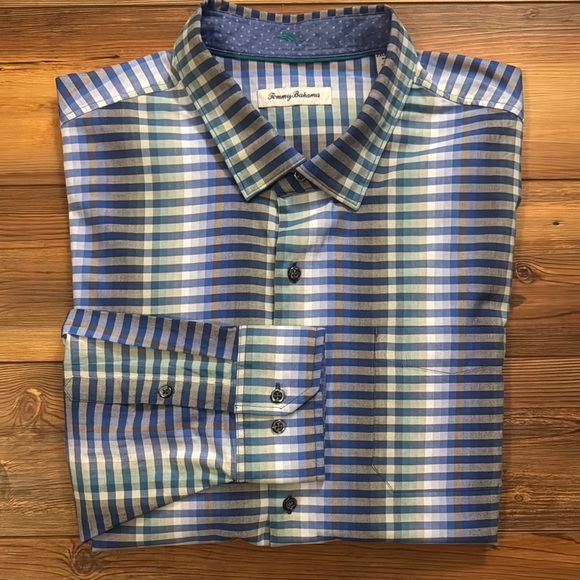 Tommy Bahama 2XL - Picture 2 of 6